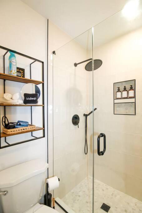 The Mini Moody - Luxurious Home Recently Renovated Close To Beach & Downtown سانت أوغيستين المظهر الخارجي الصورة