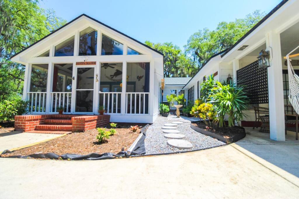 The Mini Moody - Luxurious Home Recently Renovated Close To Beach & Downtown سانت أوغيستين المظهر الخارجي الصورة